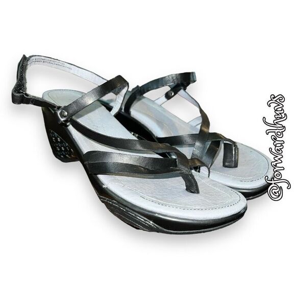 J-41 Adventure On | St. Martin | Strappy Sandals | Size 10 - Picture 2 of 10